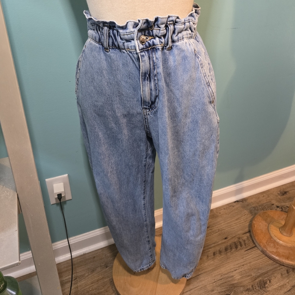 Zara High Rise Paperbag Waist Jeans